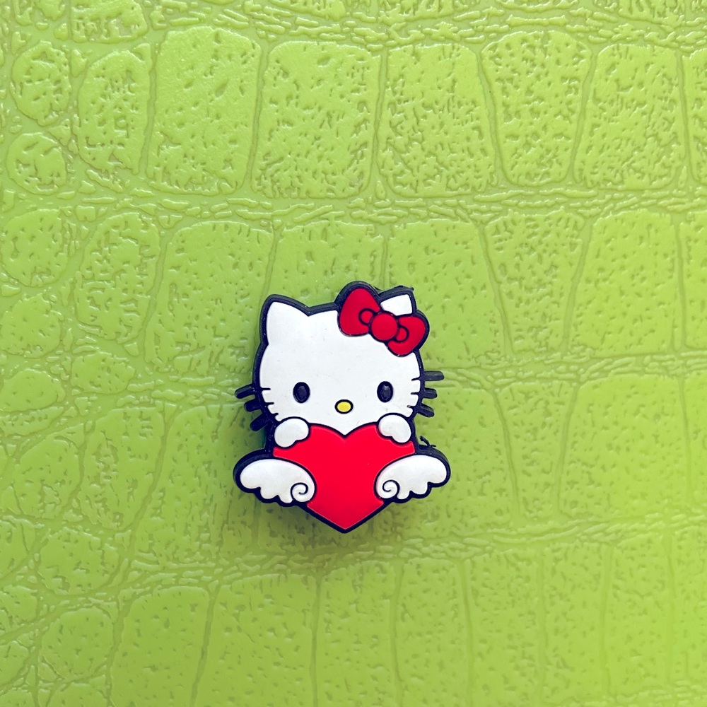 New Hello Kitty Crocs Heart Charm